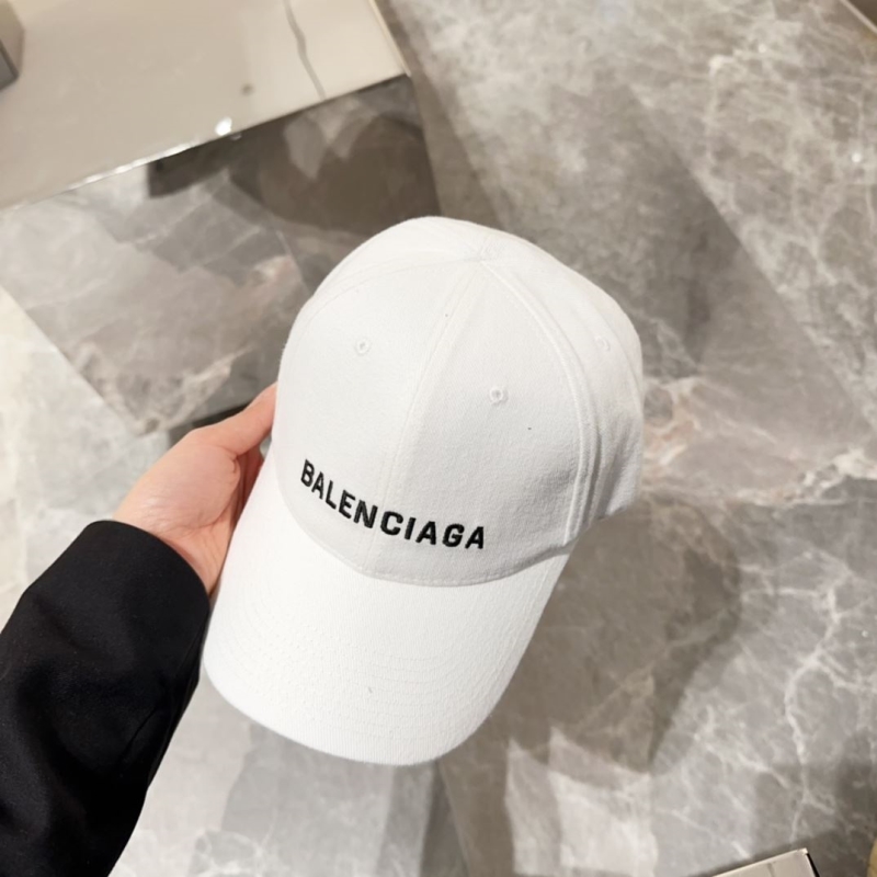 BALENCIAGA